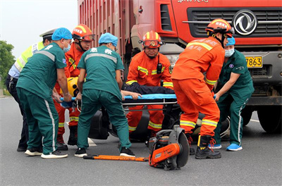 连州沛县道路救援